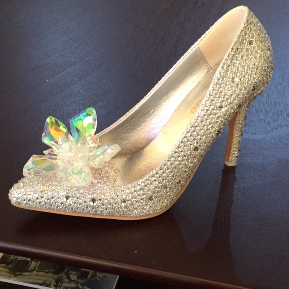 “Cinderella” Glass slippers, women’s pumps